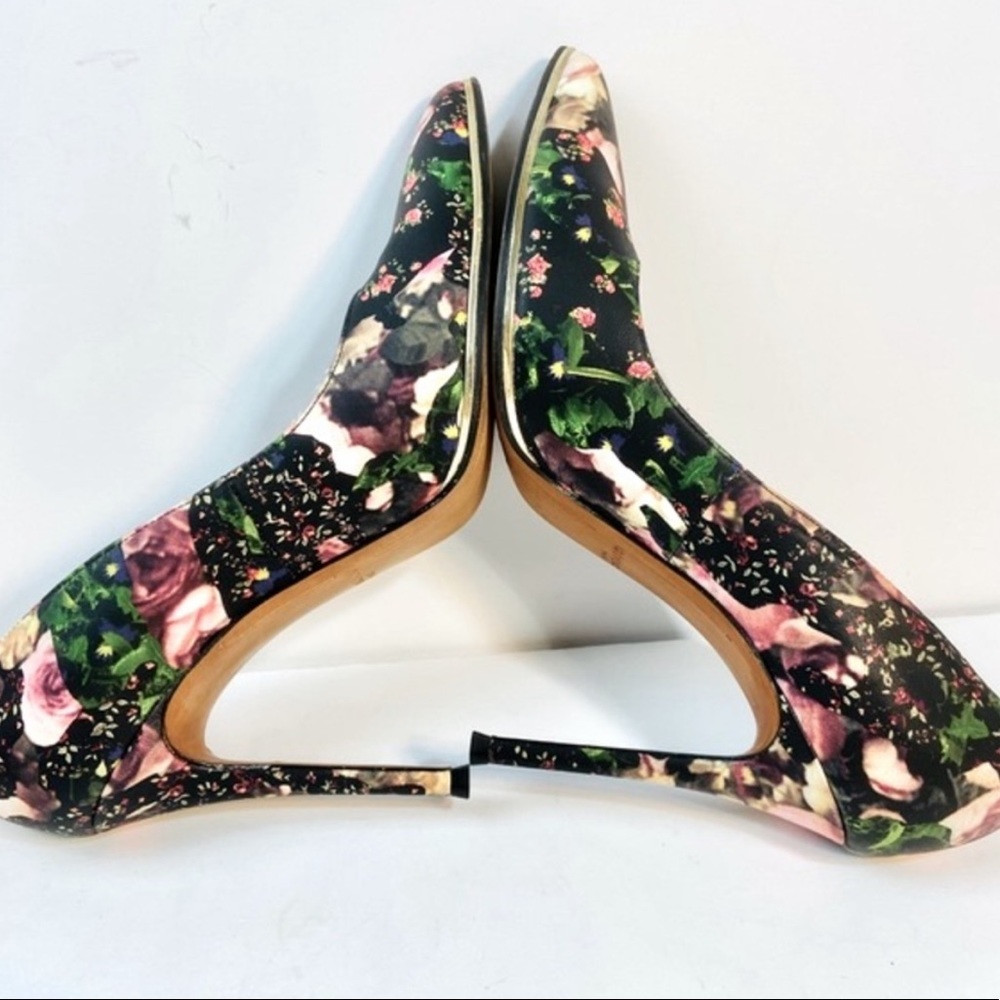 GIVENCHY Floral  Pumps - Picture 12 of 17